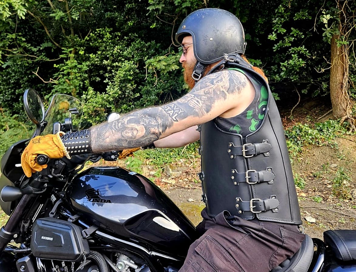 SVAROG Heavy Duty 4-7 MM Thick Buffalo Leather Vest “INVADER” - Phoenix 212 Clothing
