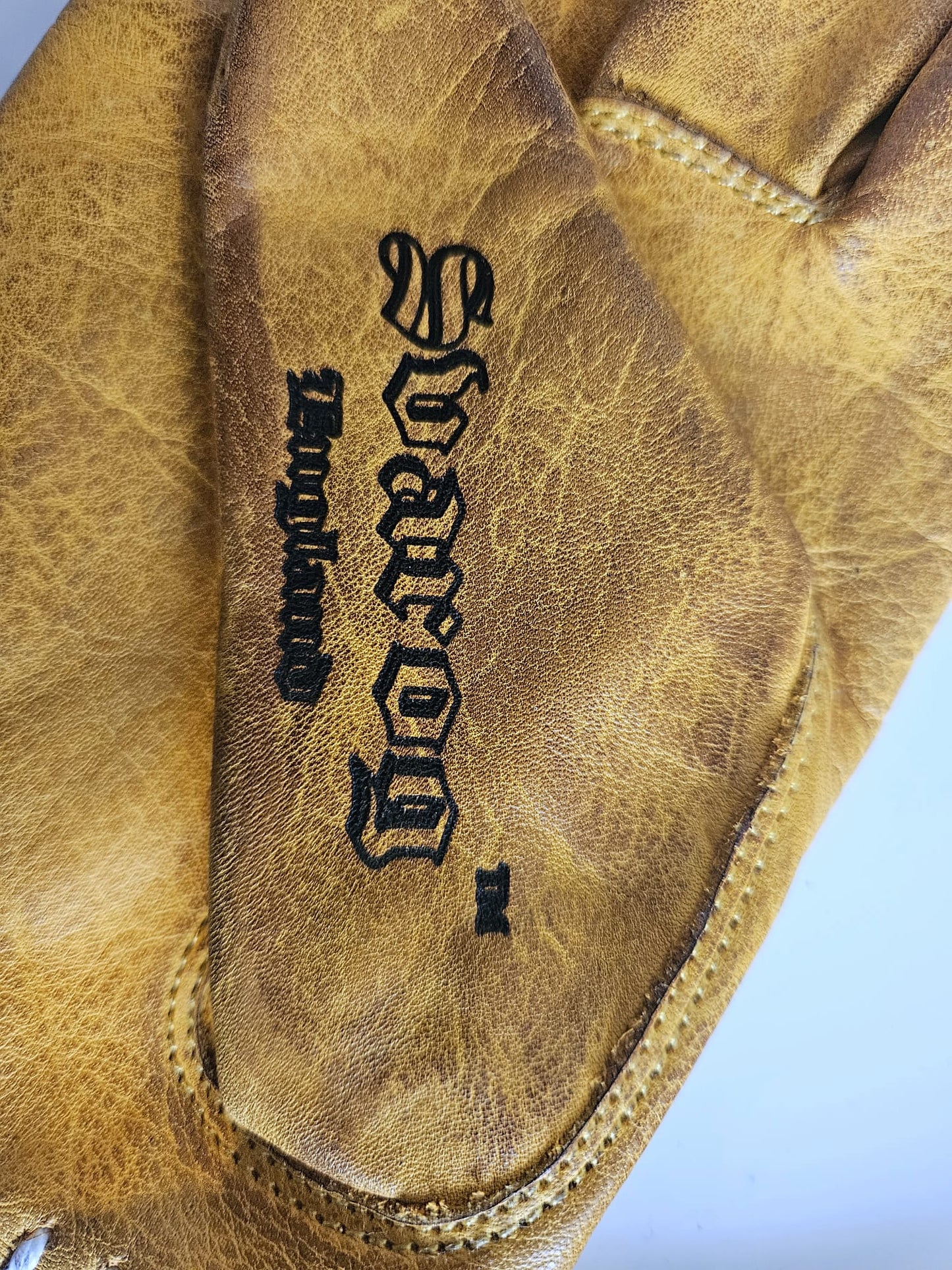 Leather Gloves "Hold my beer" - Phoenix 212 Clothing