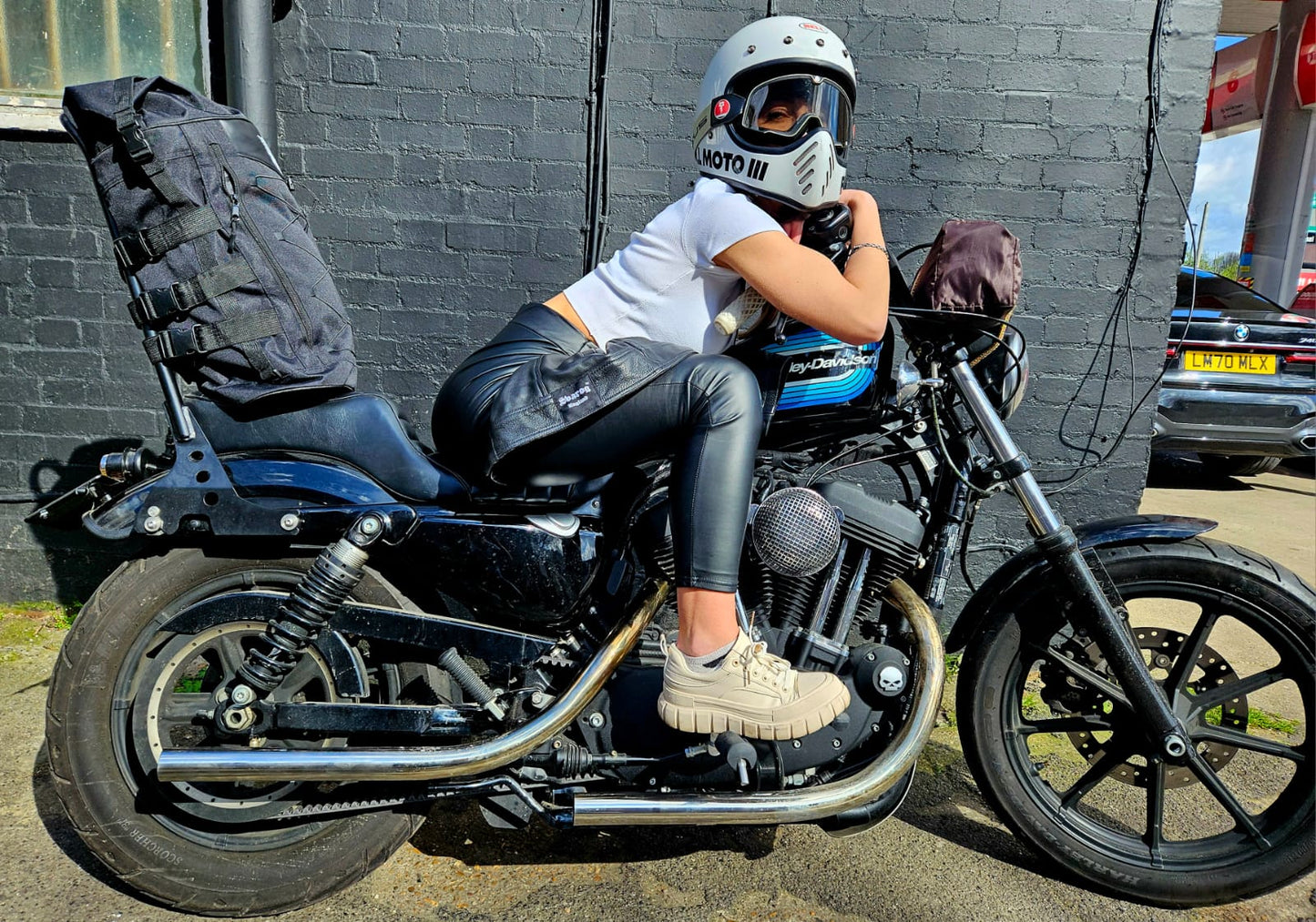 Svarog England Sissybar luggage bag olive and black for chopper / bobber
