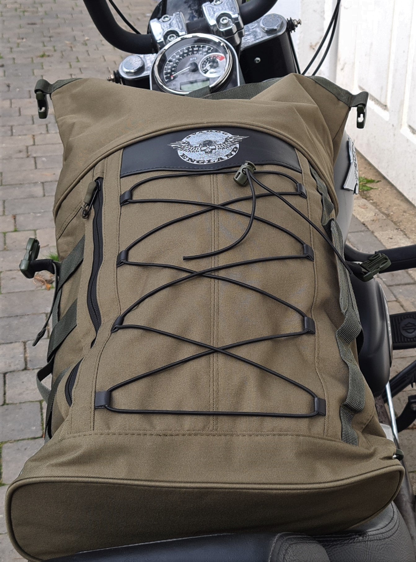 Svarog England Sissybar luggage bag olive and black for chopper / bobber