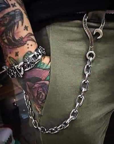 Svarog England Hand Made Wallet Chain Wrench